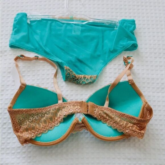 Hers by Herman Bra&Panty Set Turquoise Lace Size 34C Bra & Panty Sz. M NWT - Picture 2 of 2